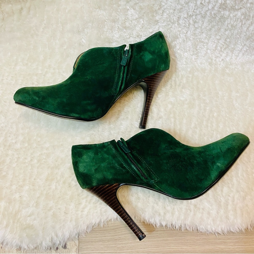 Colin Stuart Green Suede Ankle Booties - Picture 2 of 5